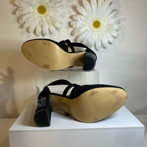 Badgley Mischa Tattoo Painted Heels - Picture 5 of 6